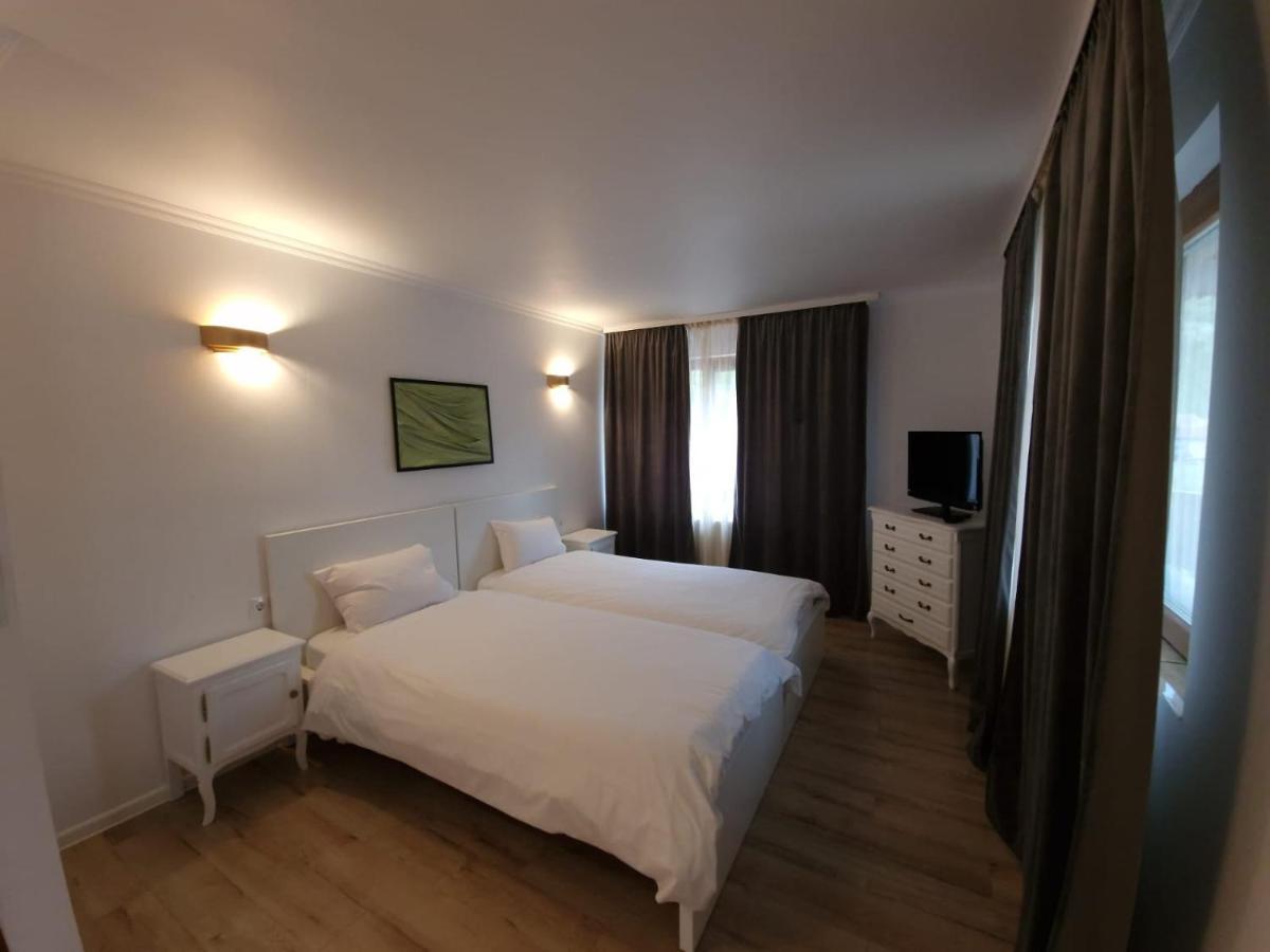Guesthouse Magic Băile Herculane Exterior photo