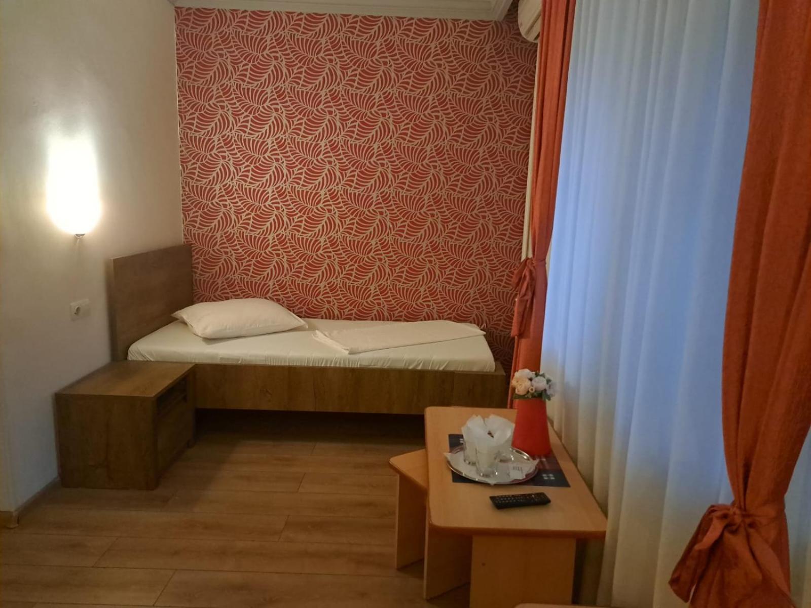 Guesthouse Magic Băile Herculane Exterior photo